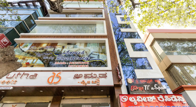 OYO 71184 Lavish Suites, Rezervovat Hotel Hotely v Bangalore s parkováním, Parkování