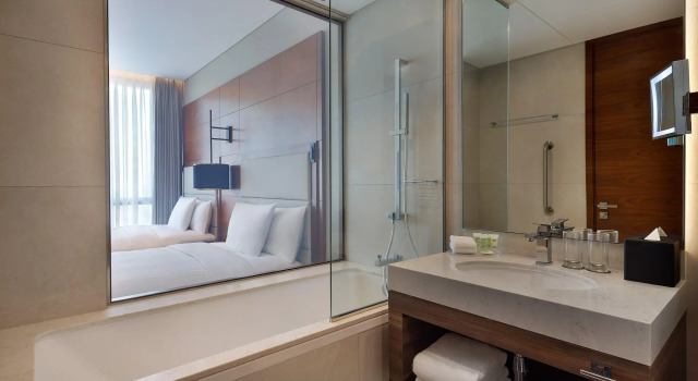 Четырёхместный номер Standard с видом на город Courtyard by Marriott Culture Village, Dubai