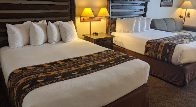 Четырёхместный семейный номер Deluxe Clubhouse Inn