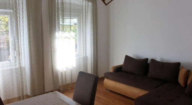 Apartmani 15, Reserva ahora Hotel Cetiña 