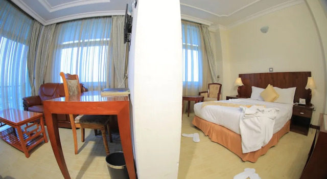 Люкс Sarem International Hotel