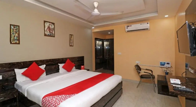 Oyo 26803 Hotel City Inn