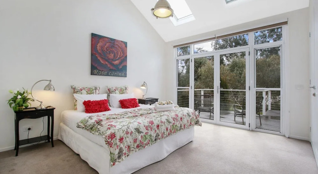 Bright Bliss Luxury Guesthouse, Book Hotel Bright 