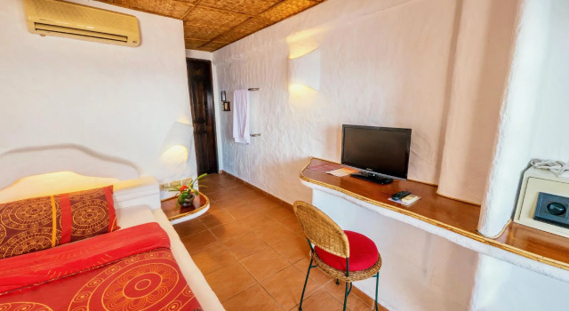 Номер Deluxe Atlantis Dive Resort Puerto Galera