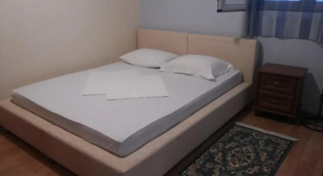 Apartments Vila Andja, Забронировать Апартаменты/квартира Отели Свети-Стефан с парковкой, рядом с Пляж Црвена Главица, Парковка