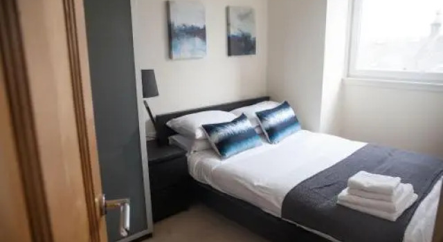 Apartment E, Забронировать Апартаменты/квартира Отели Абердина с парковкой, рядом с St Mary's Cathedral, Парковка