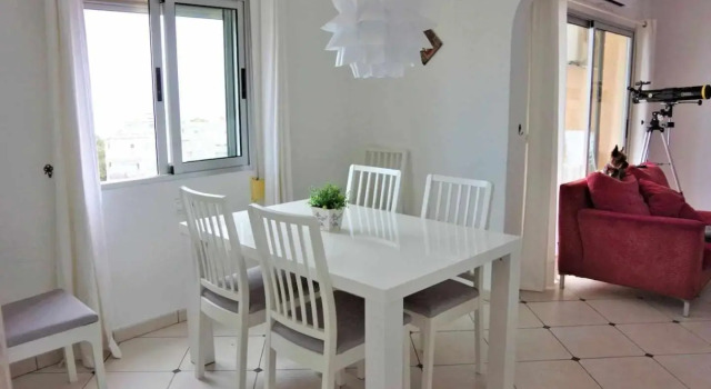 9E 3 dormitorios wifi y vistas al mar, Забронировать Отель Отели Кальпе с бассейном, Бассейн