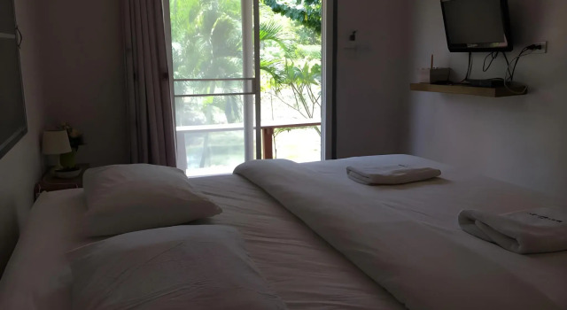 Norn Nab Dao Resort and Camping, Varaa Lomakeskus Hotellit North-Eastern Thailand pysäköinnillä, Pysäköinti