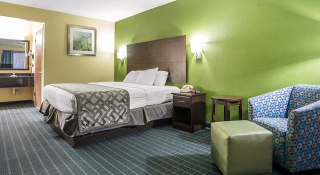 Двухместный номер Standard с красивым видом из окна Rodeway Inn & Suites Needles