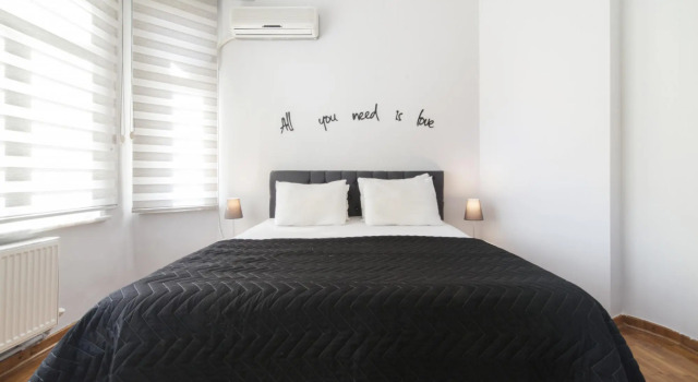 Amazing Flat near Osmanbey Metro Station, Забронировать Отель Шишли Стамбул, рядом с Bomontiada
