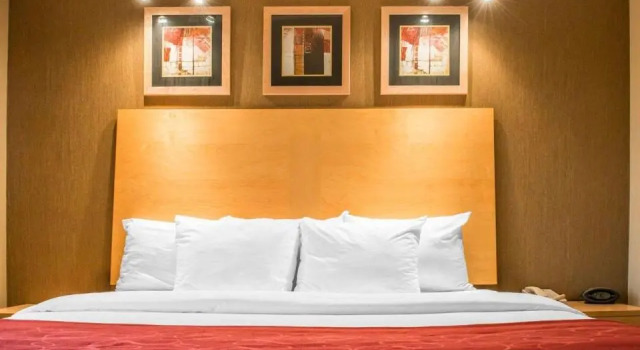 Люкс Standard Comfort Suites Monroeville - Pittsburgh East