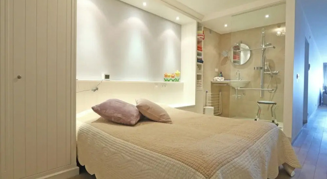 Apartment in Het Zoute With Sea Views, Prenota Appartamento Hotel a Fiandre Occidentali con parcheggio, Parcheggio