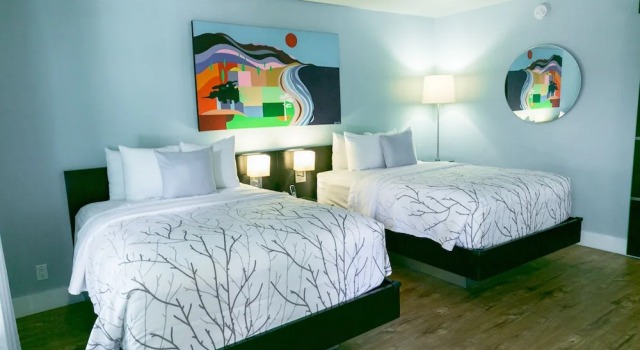 Четырёхместный номер Standard Hotel Current