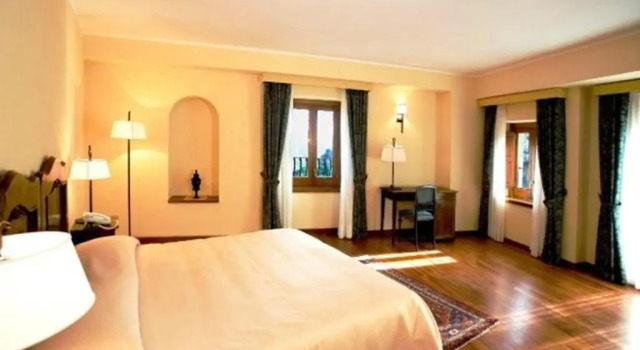 Трёхместный номер Superior Resort Borgo San Rocco