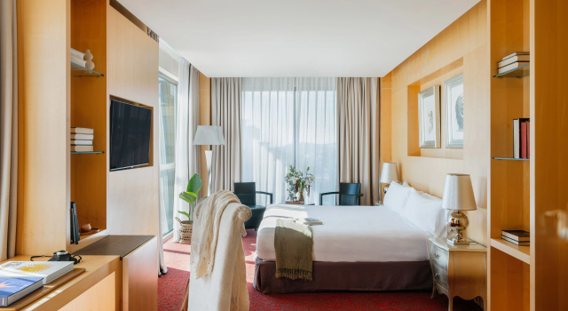 Полулюкс с 2 комнатами с видом на город MiM Sitges member of Meliá Collection