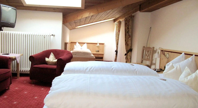 Gästehaus Menkenbauer, Varaa Hotelli Hotellit Baijeri pysäköinnillä, Pysäköinti