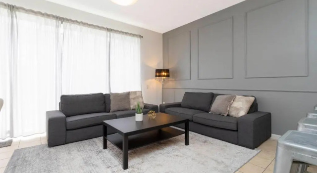 Beautiful Windsor Palms townhome newly furnished 2383, Book Hotel Hoteller i Four Corners med pool, Swimmingpool