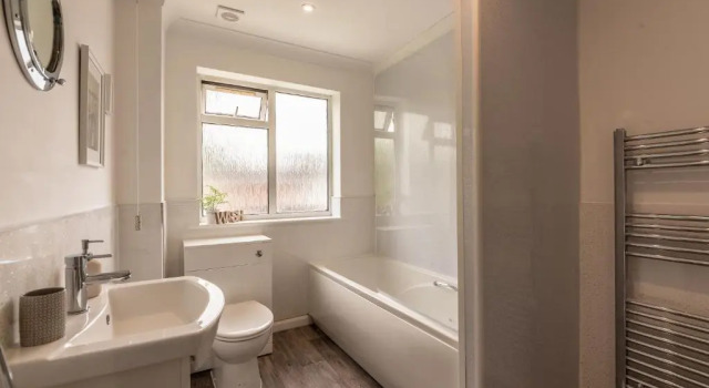 Коттедж 3 Bed Spacious Stylish House, Southampton - Off Road Parking & Private Garden - Sleeps 7, Close to City Centre - by Blue Puffin Stays