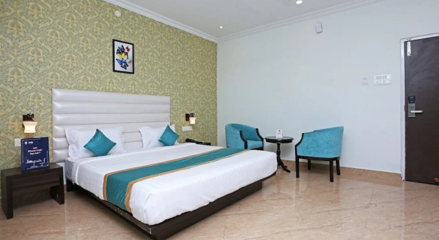 Hotel MP Inn by OYO Rooms, Забронировать Отель Отели штата Махараштры 3 звезды, 3*