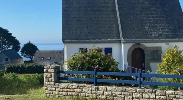 Les pieds dans l'eau ! Venez decouvrir cette charmante maison de 90m2 situee a Sarzeau !, Rezerwuj Hotel Sarzeau 