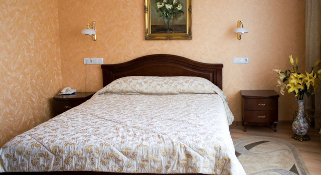 Salute Hotel, Book Hotel Pecherskyj Kyiv
