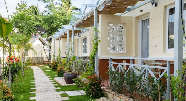 Четырёхместный семейный номер Standard Blue Paradise Bungalow Phu Quoc