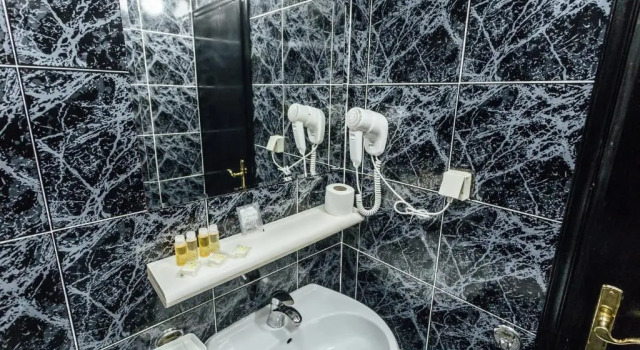 Трёхместный номер Economy Hotel Azzurro