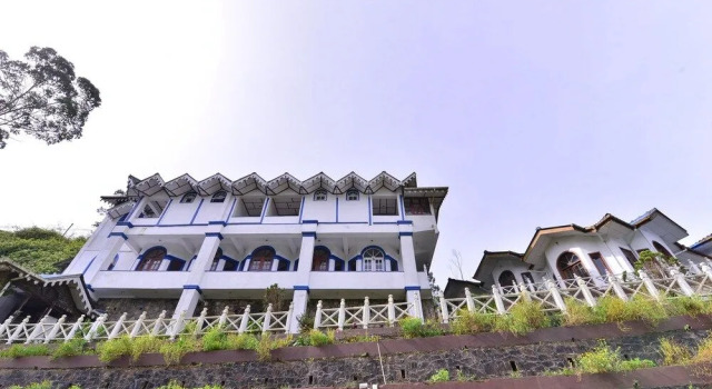 Hotel Silver Falls - Nuwara Eliya, Забронировать Отель Нувара-Элия округ Нувара-Элия, рядом с Озеро Грегори