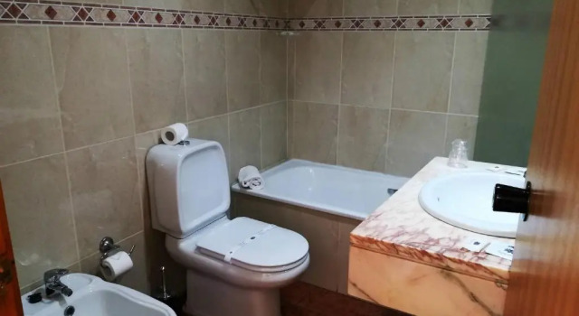 Трёхместный номер Standard Hotel Dom Vilas