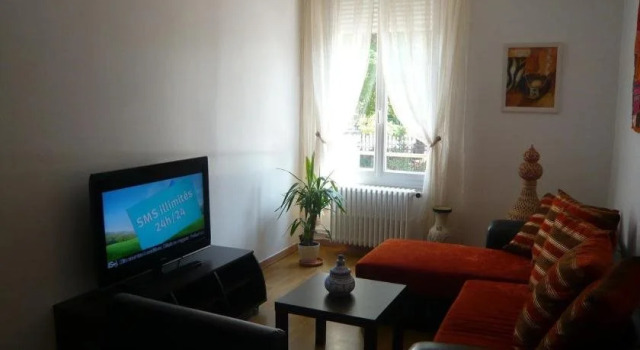 Gite-Ba Epernay, Prenota Hotel Hotel a Aquitania con parcheggio, Parcheggio