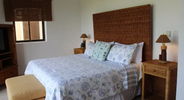 VillaFV GuavaBerry-JuanDolio-4BR-6Bds-12Pax-AC-WiFi-BBQ-GolfView, Забронировать Вилла Отели Сан-Педро-де-Макорис с парковкой, Парковка