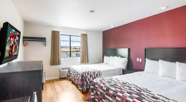 Четырёхместный номер Deluxe Red Roof Inn Palmdale - Lancaster