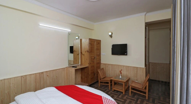 OYO 13714 Home Exotic River View Naggar Road