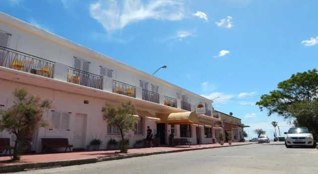 Hotel Tamariz, Rezerwuj Hotel Hotele w Piriapolis z basenem, Basen