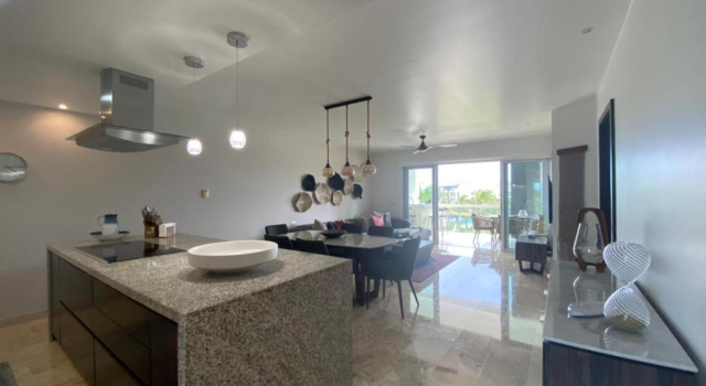 Вилла с видом на море Mareazul Beach Front Condos At playa del Carmen