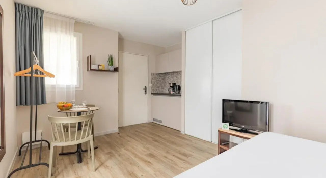 Appart’City Toulouse Colomiers, Book Hotel Colomiers Haute-Garonne