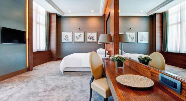Люкс Presidential с 2 комнатами с видом на море Sheraton Grand Samsun Hotel