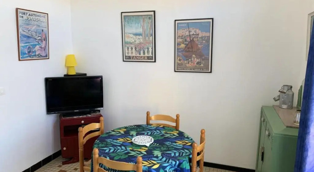 House with 2 Bedrooms in Soulac-Sur-Mer, with Enclosed Garden - 200 M From the Beach, Prenota Casa vacanze Ville a Medoc, Villa