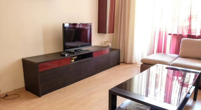 Hanrapetutyan Apartment