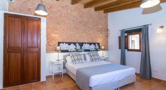Preciosa casa con piscina a 1 Km de Santa Maria del cami, Book Hotel Santa Maria del Camí Majorca