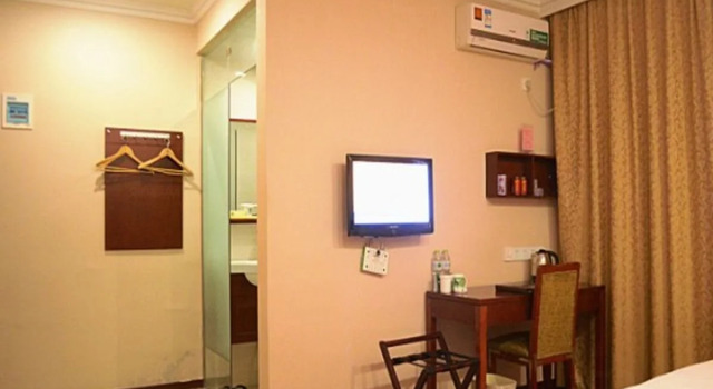 Greentree Inn Zhejiang Ningbo East Bus Station Express Hotel, Забронировать Отель Jiangdong District Нинбо, рядом с Shiji Avenue Station