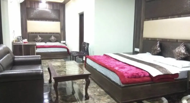 Oyo 22331 Hotel Himdhara
