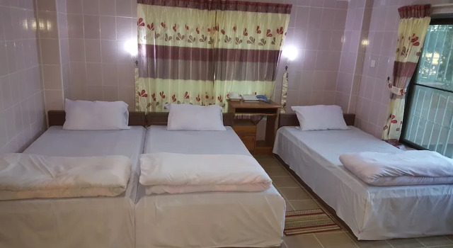 Трёхместный номер Standard Red Dragon Hotel Hsipaw