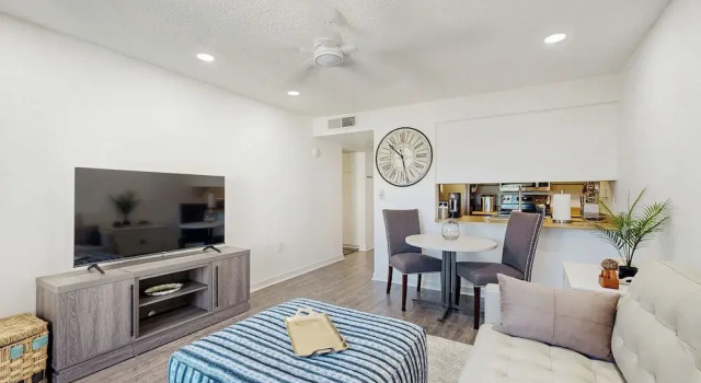 Mtn-view Balcony: Condo 6 Mi to Dtwn Phoenix, Забронировать Апартаменты/квартира Финикс 