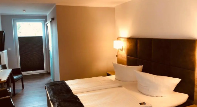 Двухместный номер Deluxe с балконом Hotel Am Stadtpark