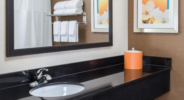 Номер Standard Fairfield Inn & Suites Dallas Park Central