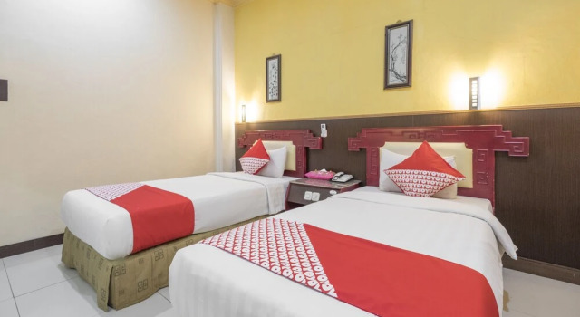 Dinasti Hotel by OYO Rooms, Prenota Hotel Hotel a Sulawesi con parcheggio, Parcheggio