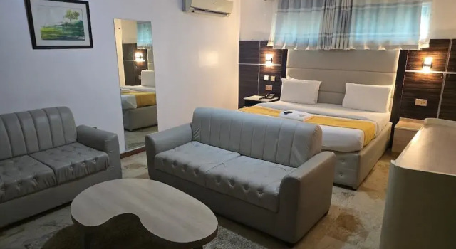 Flora Suites, Prenota Hotel Lagos Island Lagos