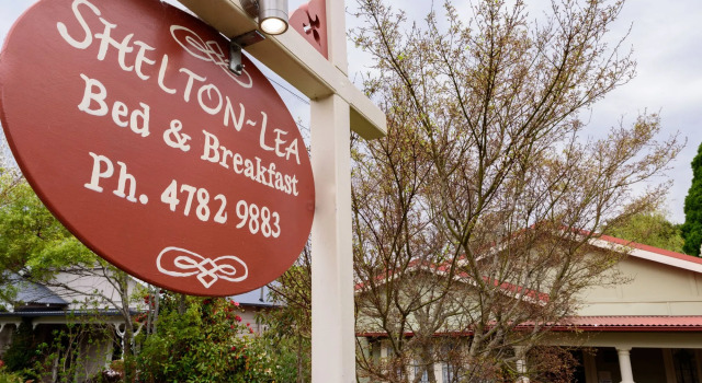 Shelton-Lea B&B, Забронировать Отель «постель и завтрак» Отели Катумбы 3 звезды, рядом с Каскады Леуры, 3*