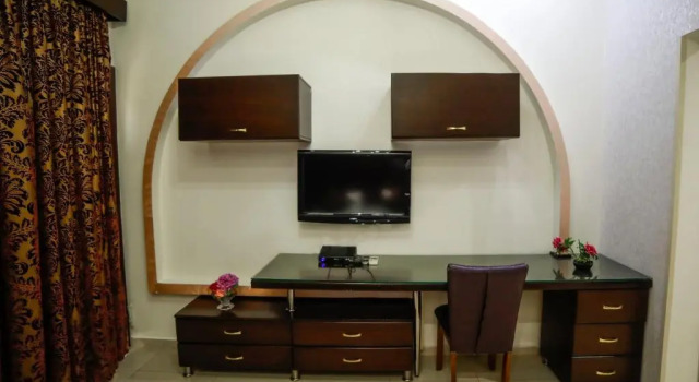 Студия Villa Queens Hotel